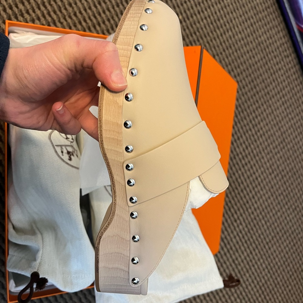 Hermes Calya Mules in Hetre leather, size 38